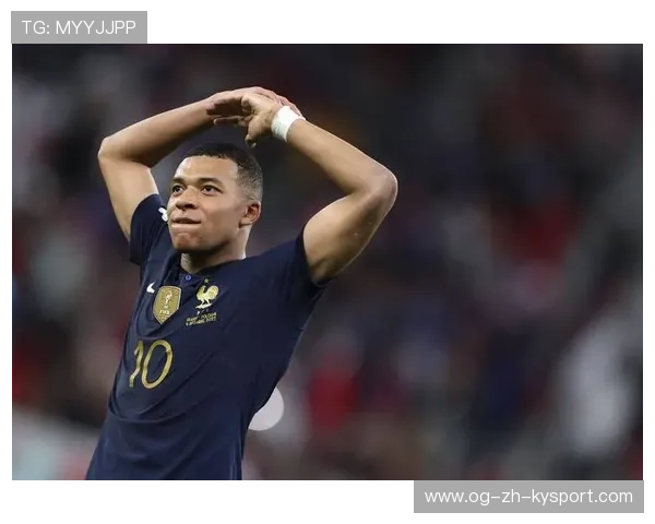 世界杯姆巴佩禁区内小角度捅射洞穿球网